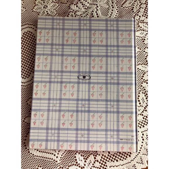 Vintage 'Grandmother Remembers' Recipe Journal: 1984 Family Keepsake Book - Picture 6 of 6